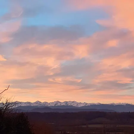 Летний дом Chalet Pyrenees Et Le Fousseret